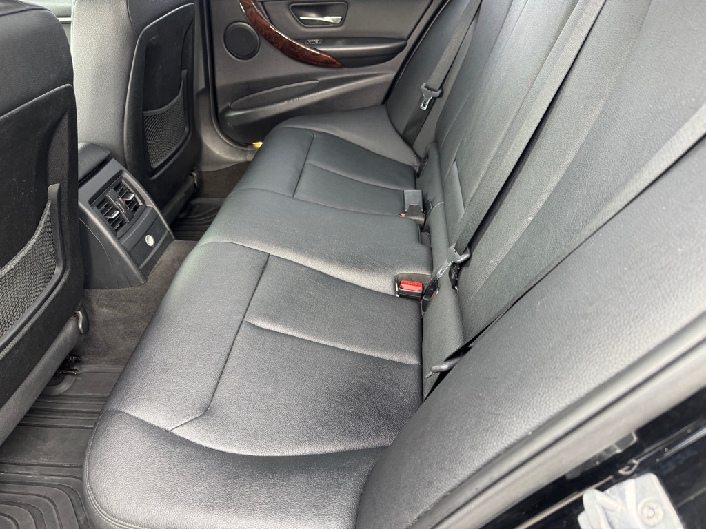 BMW 3-Series 328i xDrive Sedan 2014