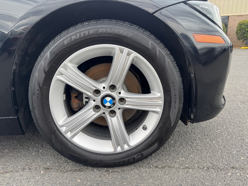 BMW 3-Series 328i xDrive Sedan 2014