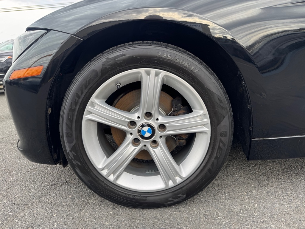 BMW 3-Series 328i xDrive Sedan 2014
