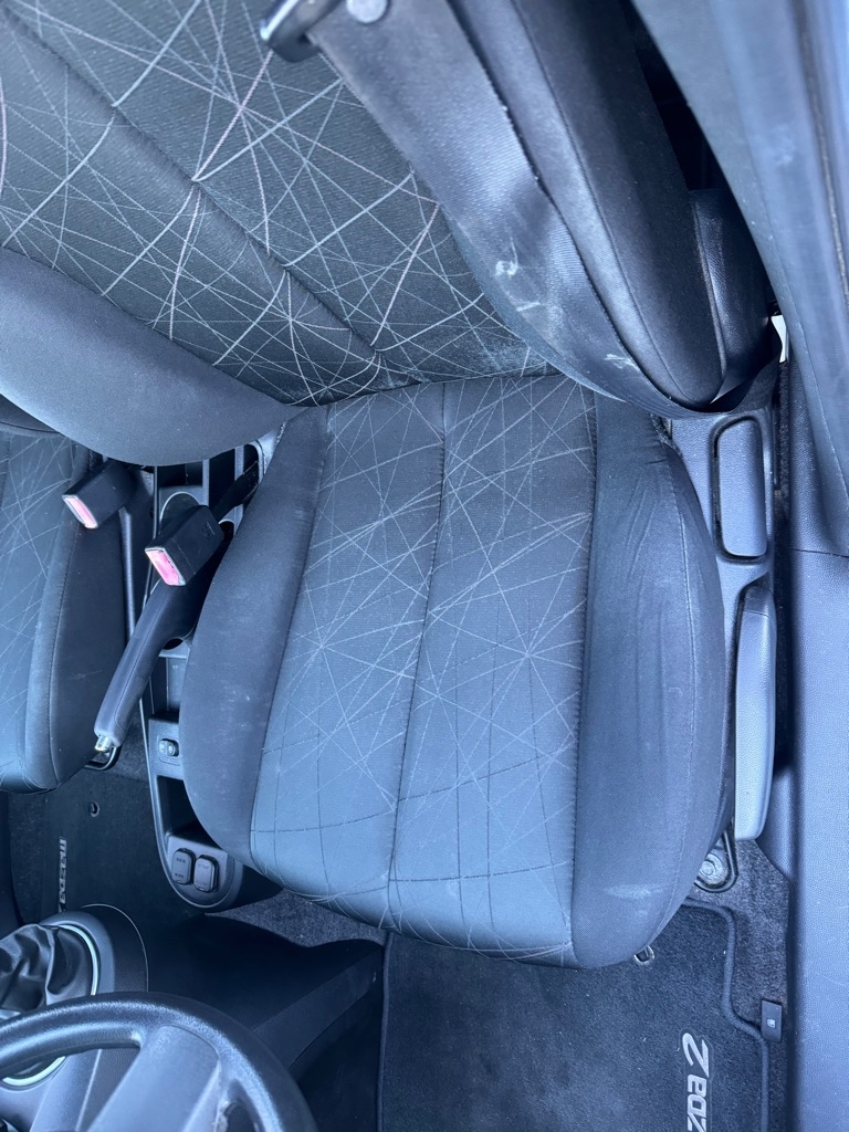 Mazda MAZDA2 Sport 2012