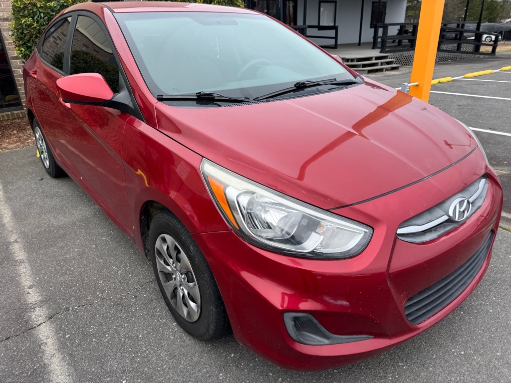 Hyundai Accent SE 4-Door 6A 2017