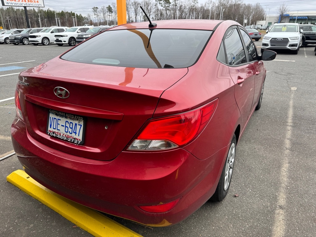 Hyundai Accent SE 4-Door 6A 2017