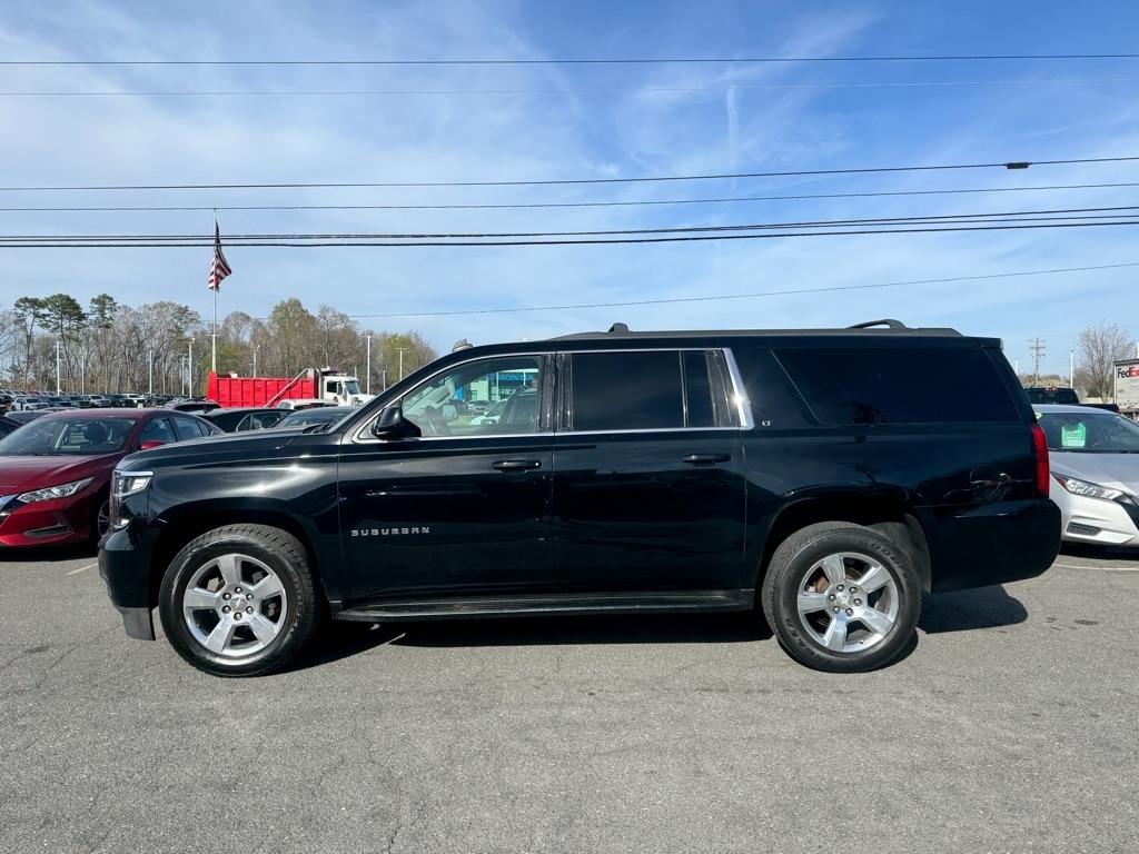 Chevrolet Suburban LT 1500 4WD 2015