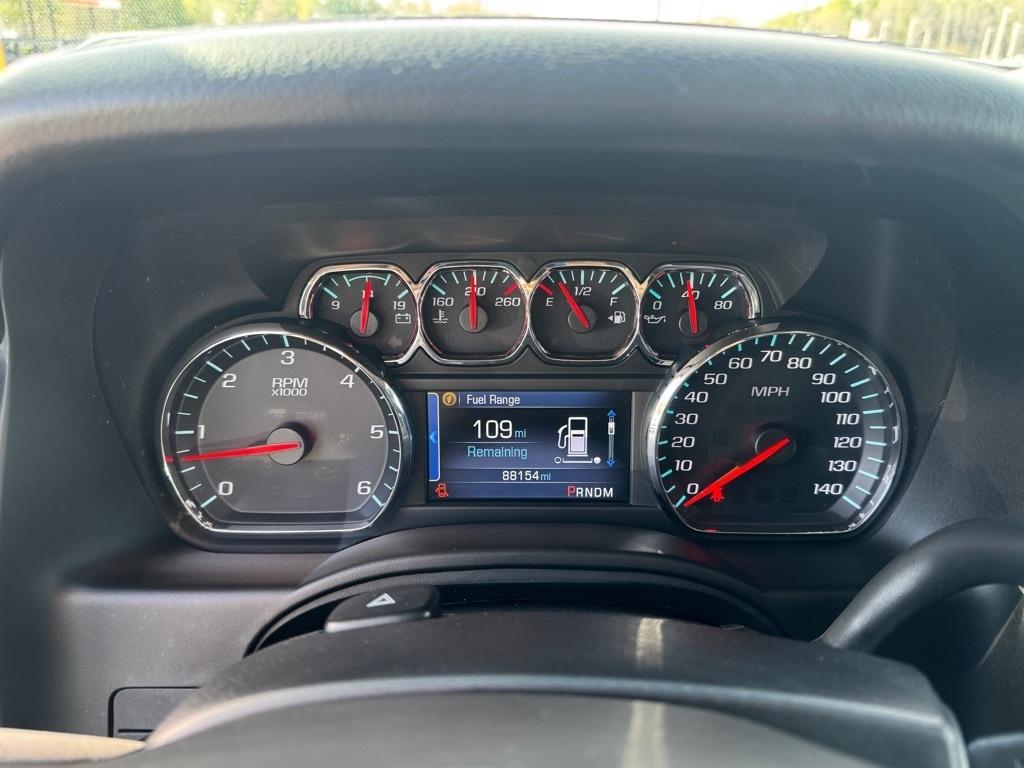 Chevrolet Suburban LT 1500 4WD 2015