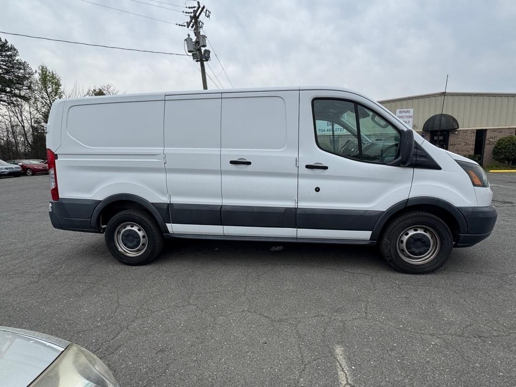 Ford Transit 150 Van Low Roof 60/40 Pass. 130-in. WB 2016