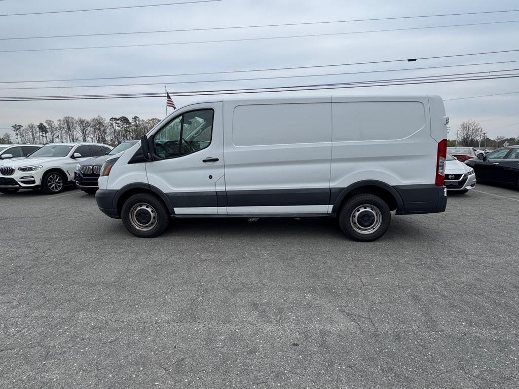 Ford Transit 150 Van Low Roof 60/40 Pass. 130-in. WB 2016