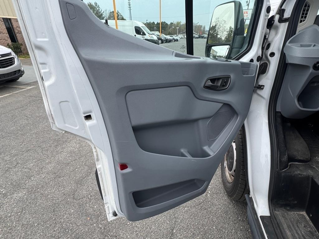 Ford Transit 150 Van Low Roof 60/40 Pass. 130-in. WB 2016