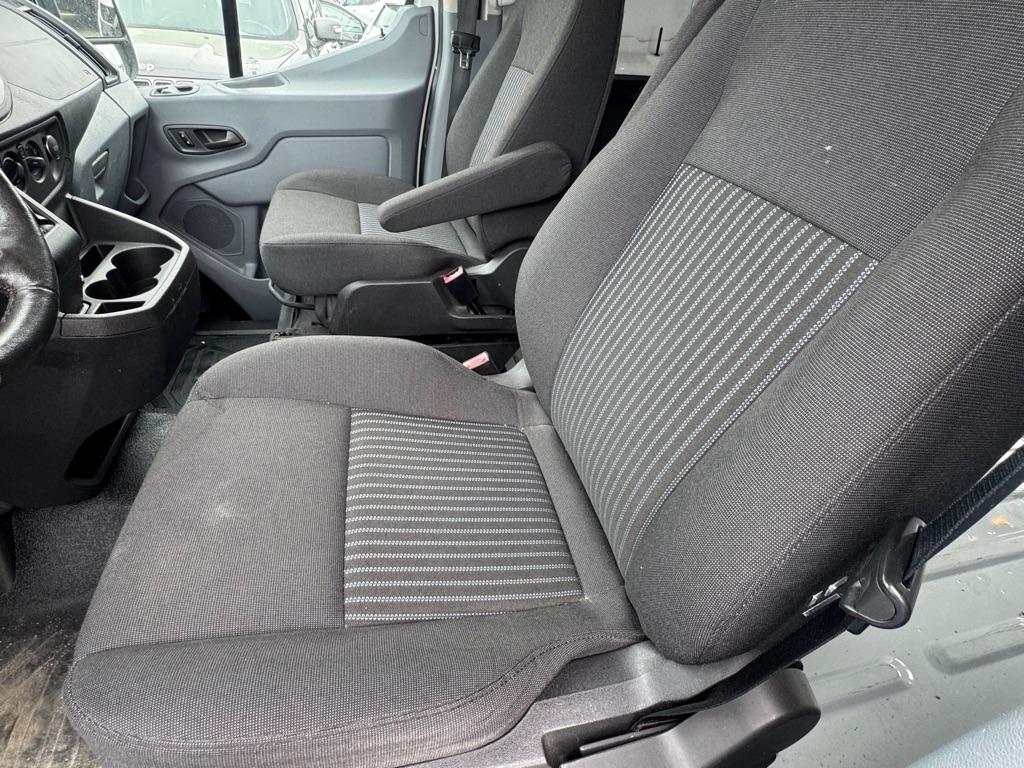 Ford Transit 150 Van Low Roof 60/40 Pass. 130-in. WB 2016