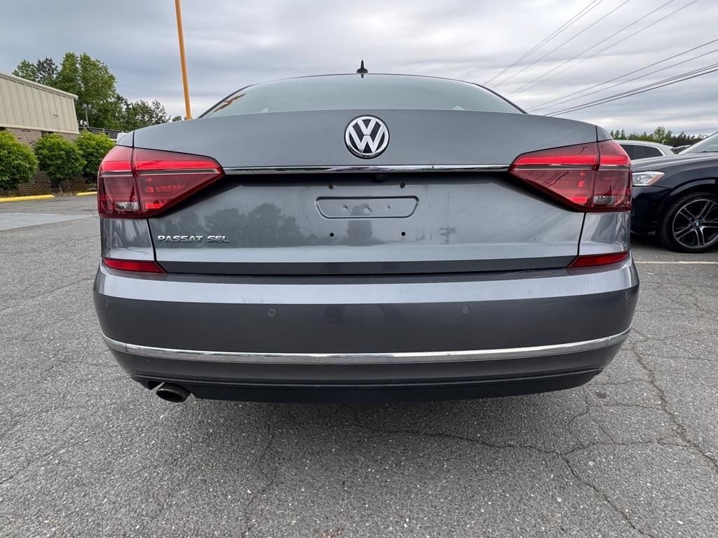 Volkswagen Passat SE 2018