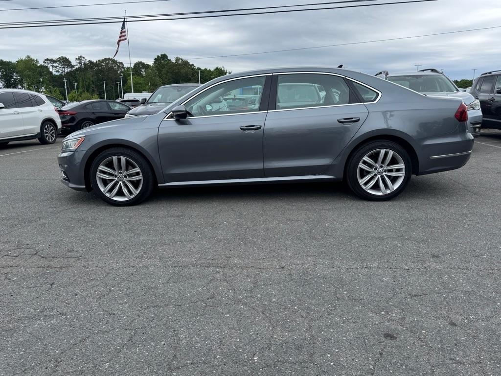 Volkswagen Passat SE 2018
