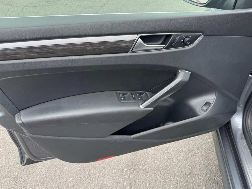 Volkswagen Passat SE 2018