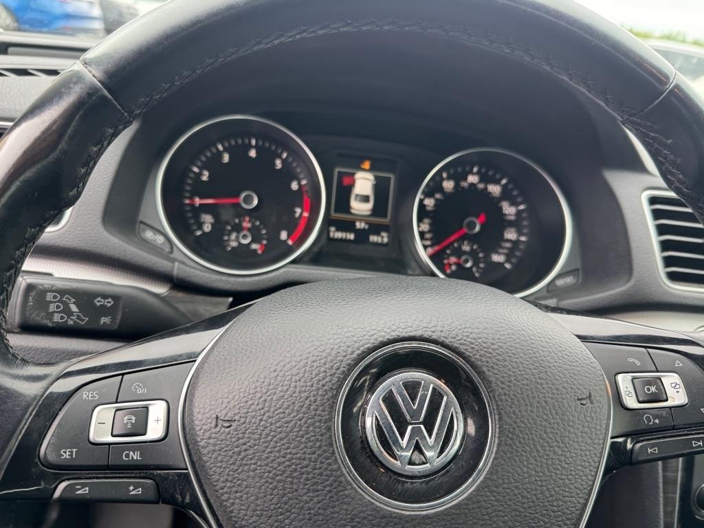 Volkswagen Passat SE 2018