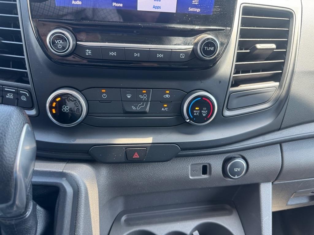 Ford Transit 150 Van Low Roof w/Sliding Pass. 130-in. WB 2020