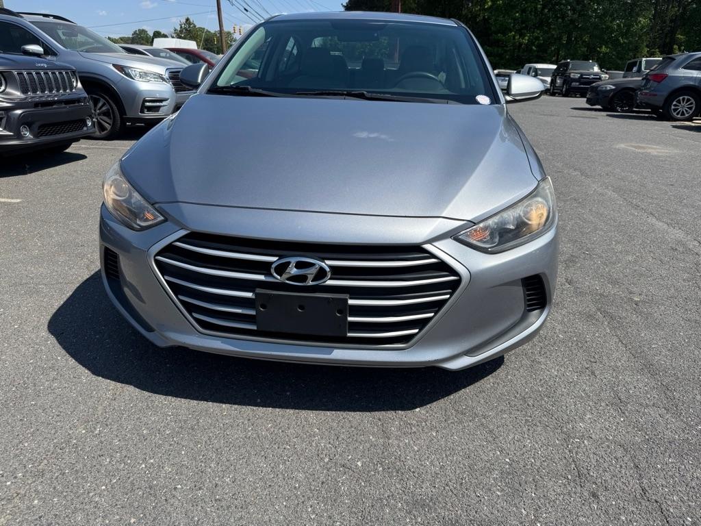 Hyundai Elantra Value Edition 6A 2017