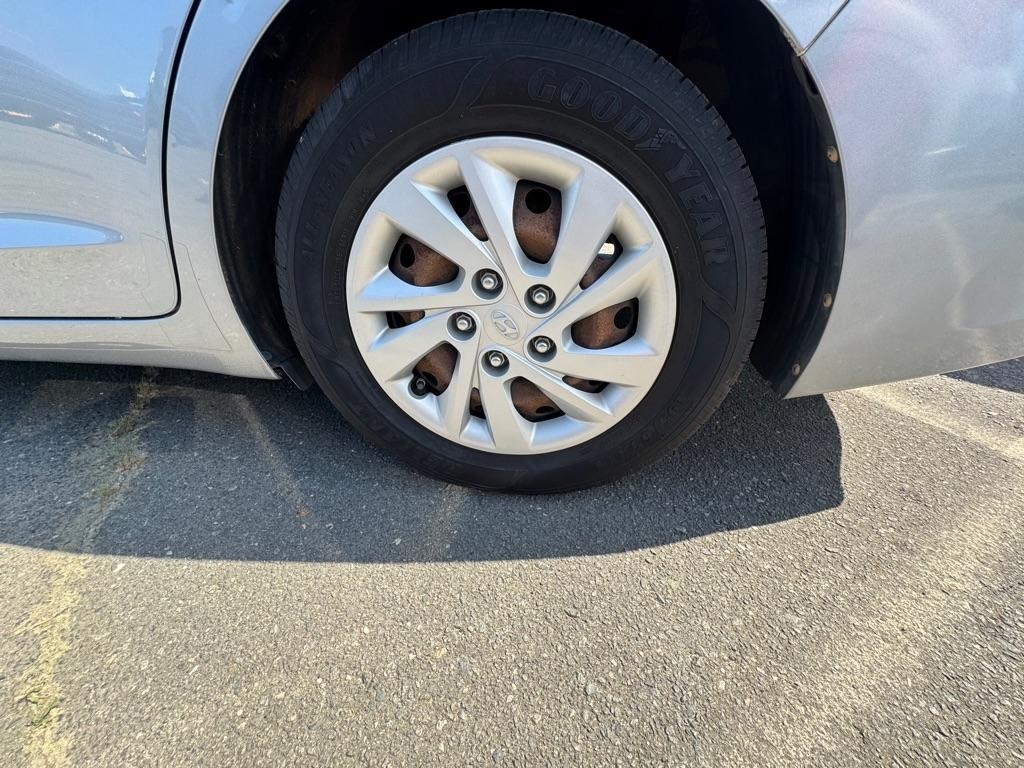 Hyundai Elantra Value Edition 6A 2017