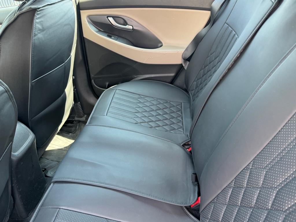 Hyundai Elantra GT  2018