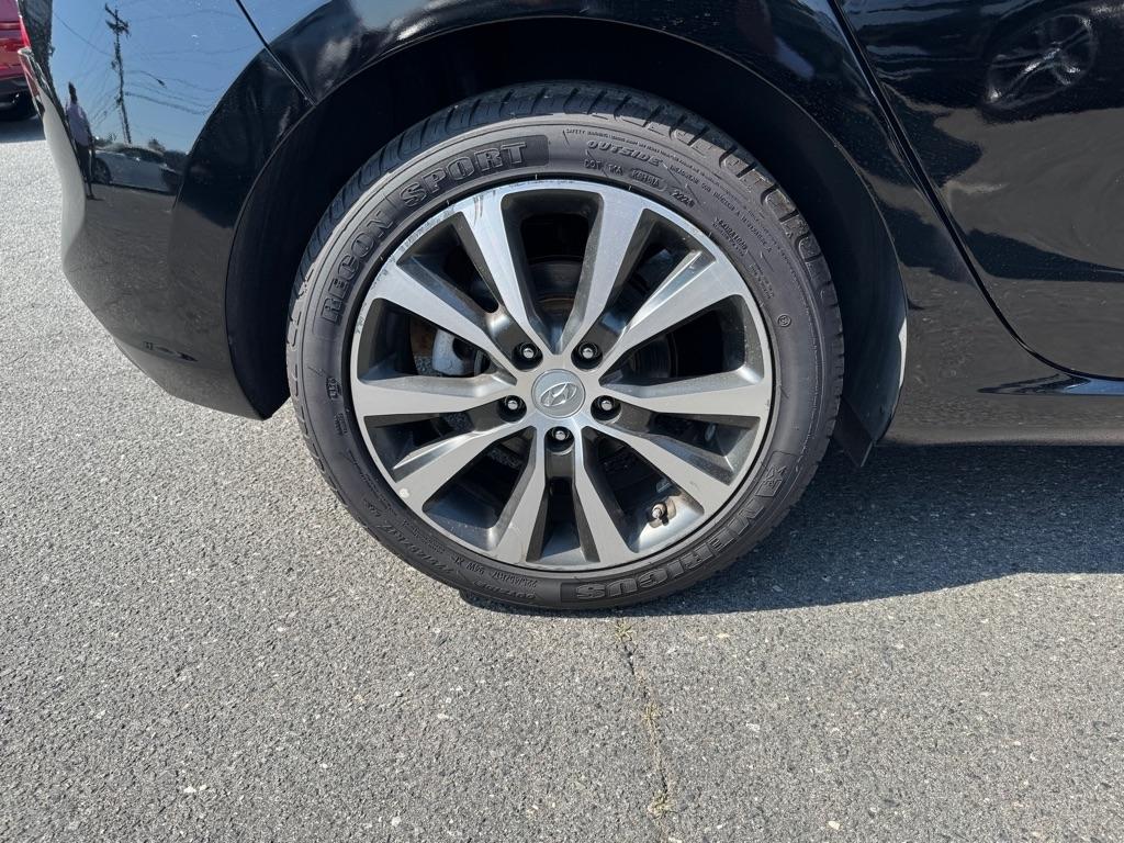 Hyundai Elantra GT  2018