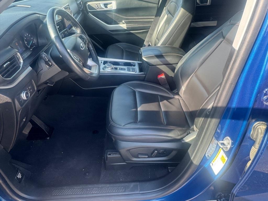 Ford Explorer XLT 2022
