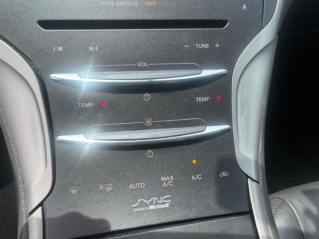 Lincoln MKZ  2013