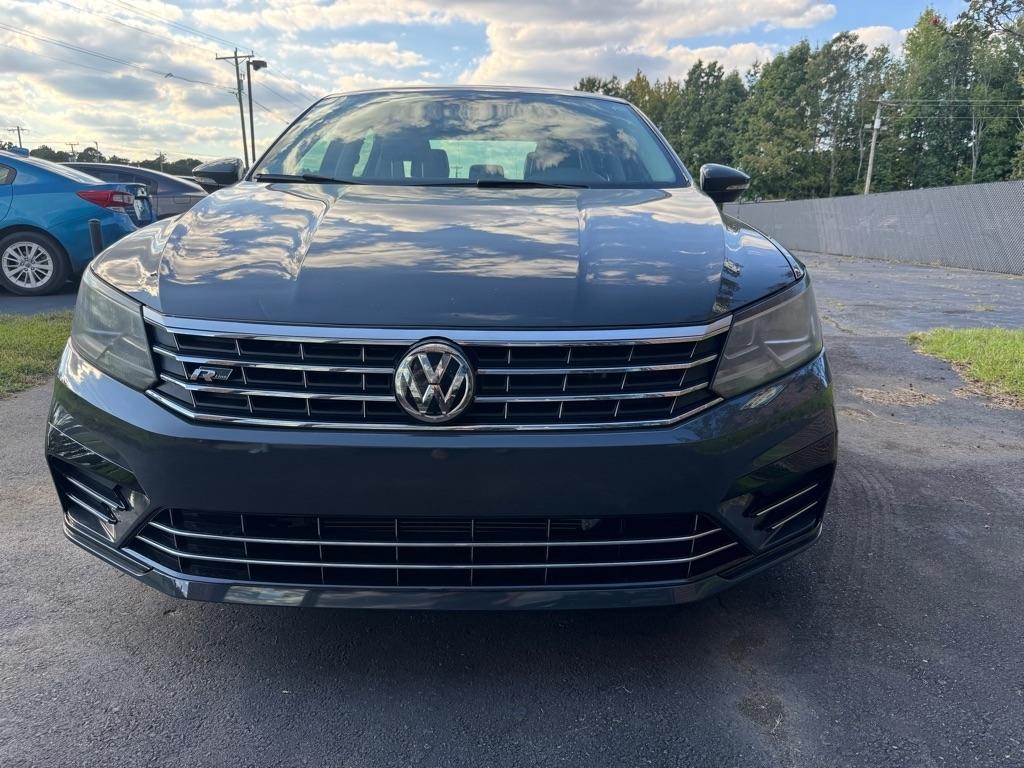 Volkswagen Passat R-Line w/Comfort Pkg Auto 2017