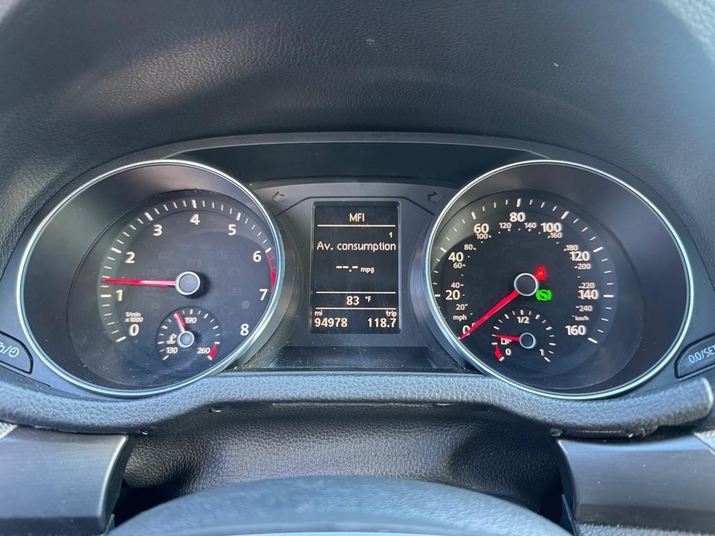 Volkswagen Passat R-Line w/Comfort Pkg Auto 2017