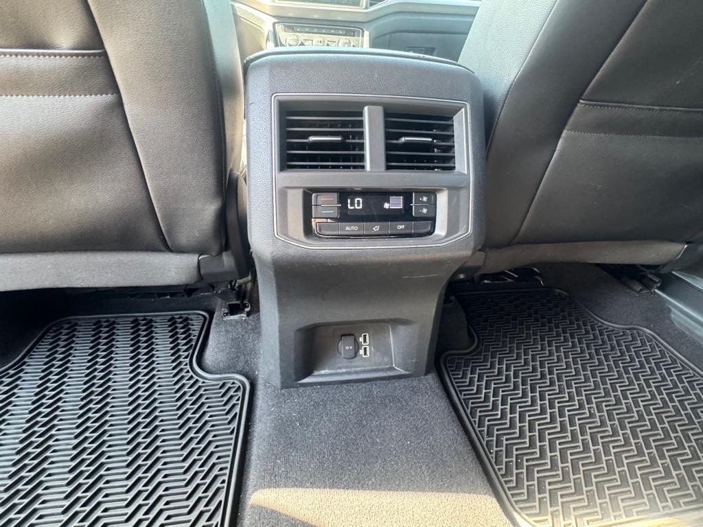 Volkswagen Atlas 3.6L V6 SE w/Technology 4MOTION 2019