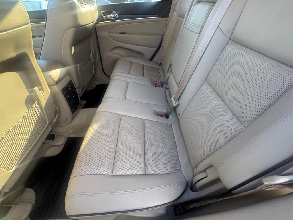 Jeep Grand Cherokee 4WD 4dr Overland 2015
