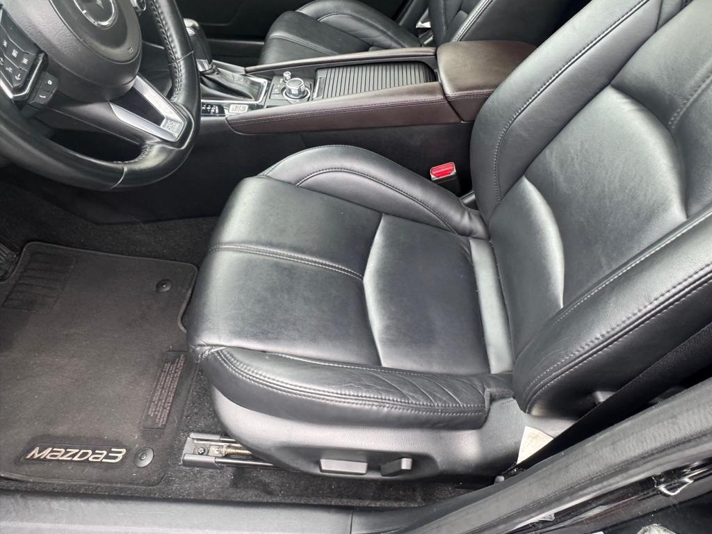 Mazda MAZDA3 Touring Auto 2018