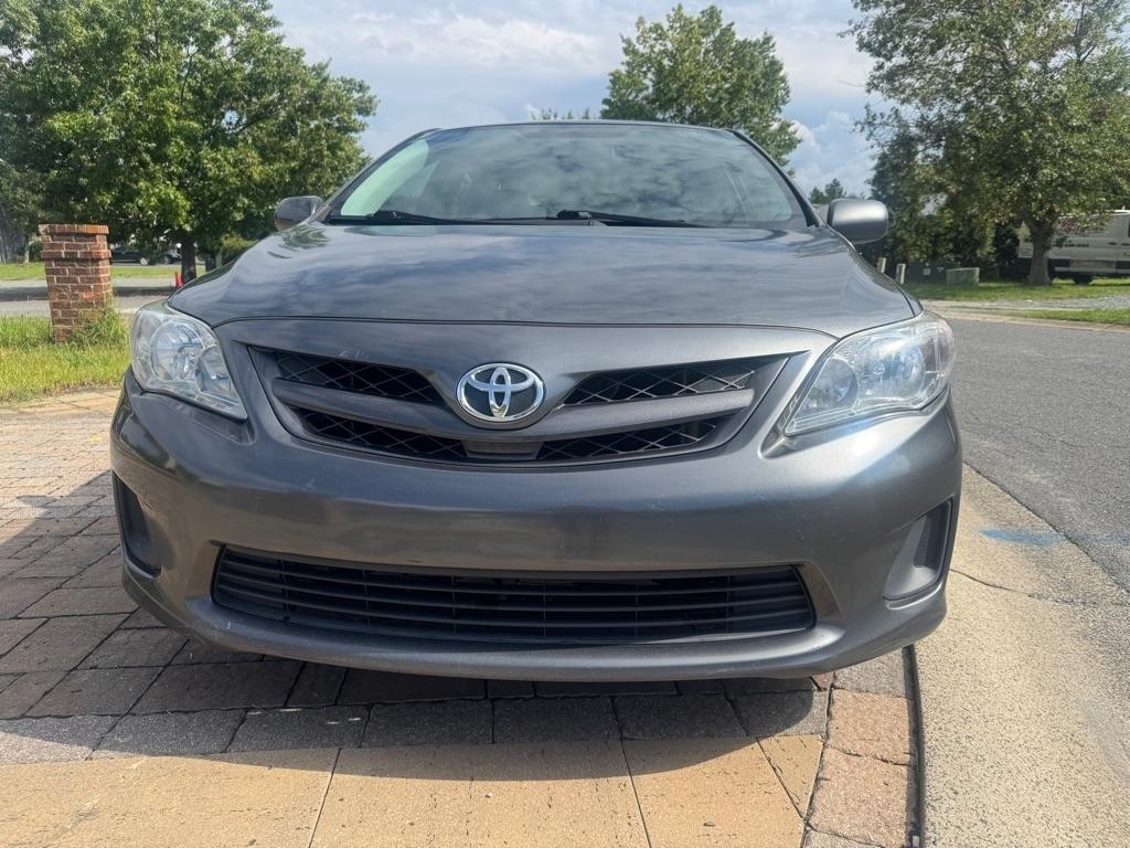 Toyota Corolla S 5-Speed MT 2013