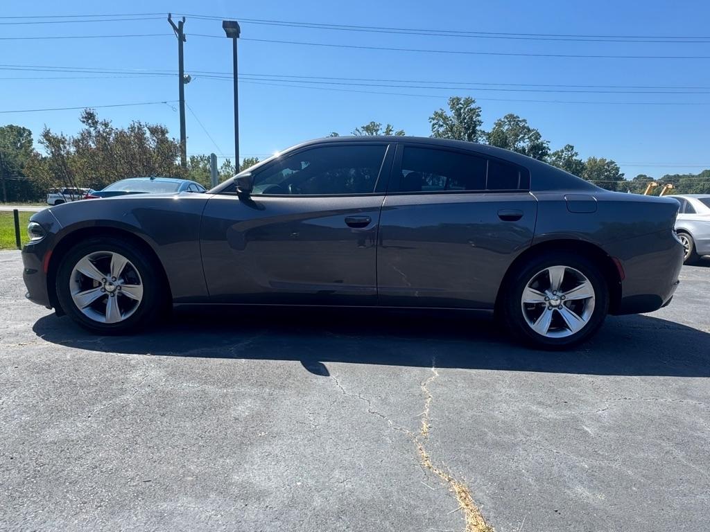 Dodge Charger 4dr Sdn SXT RWD 2015