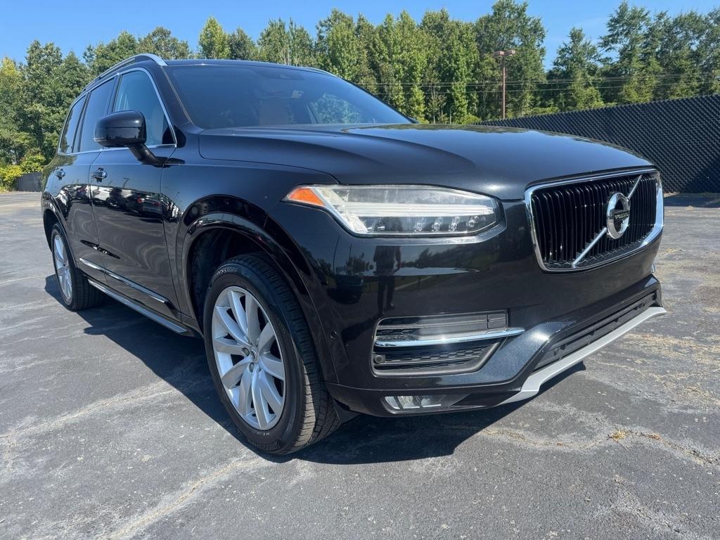 Volvo XC90 T6 AWD 7-Passenger Momentum 2017