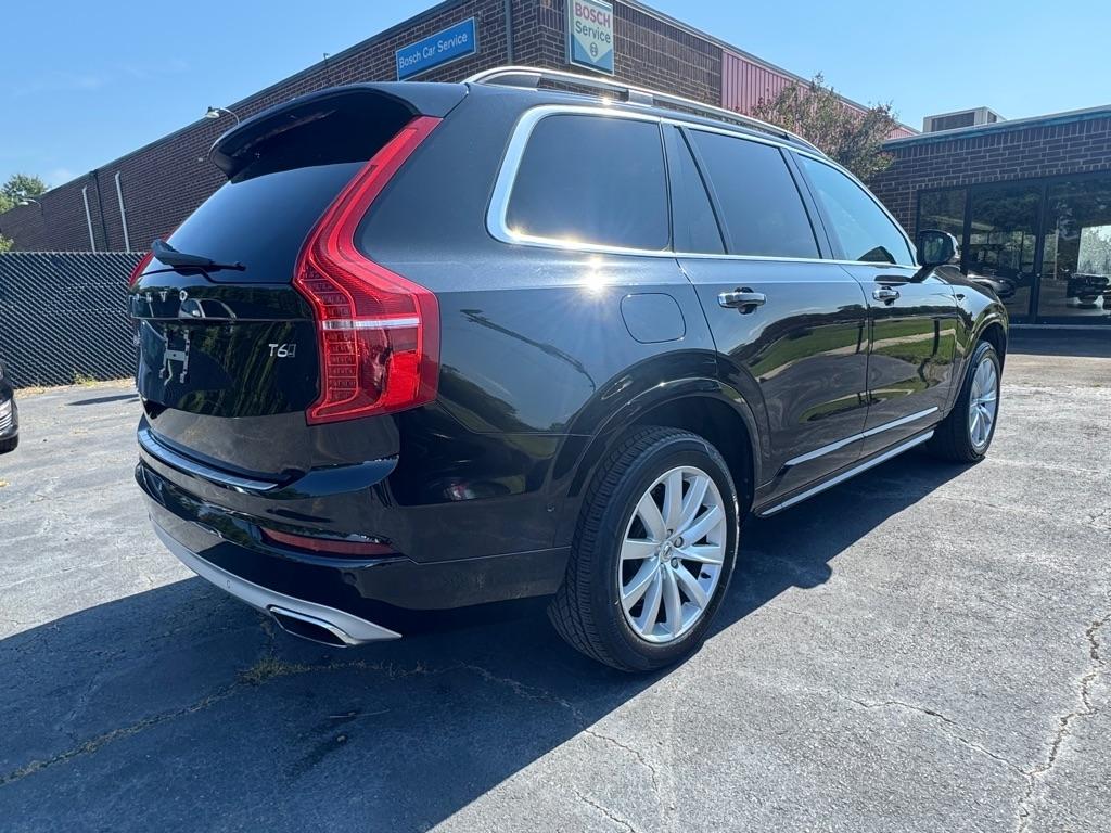Volvo XC90 T6 AWD 7-Passenger Momentum 2017