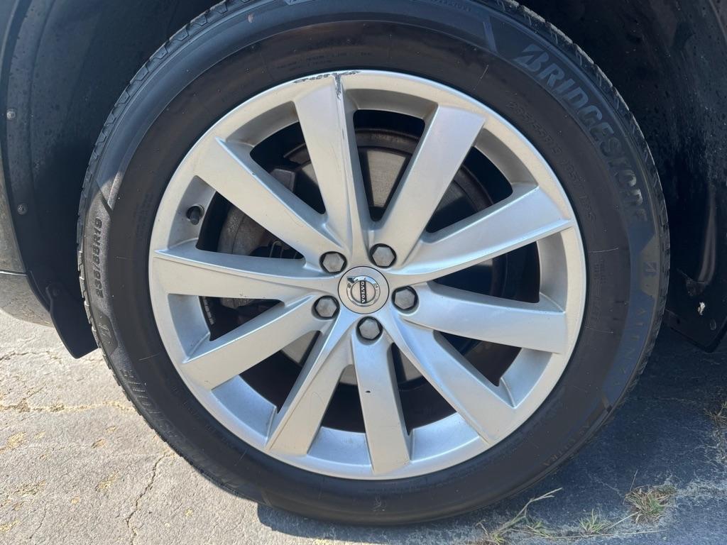 Volvo XC90 T6 AWD 7-Passenger Momentum 2017