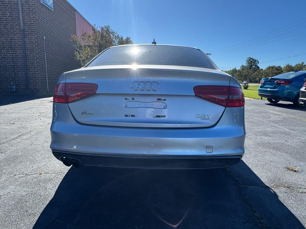 Audi A4 4dr Sdn Auto quattro 2.0T Premium 2015