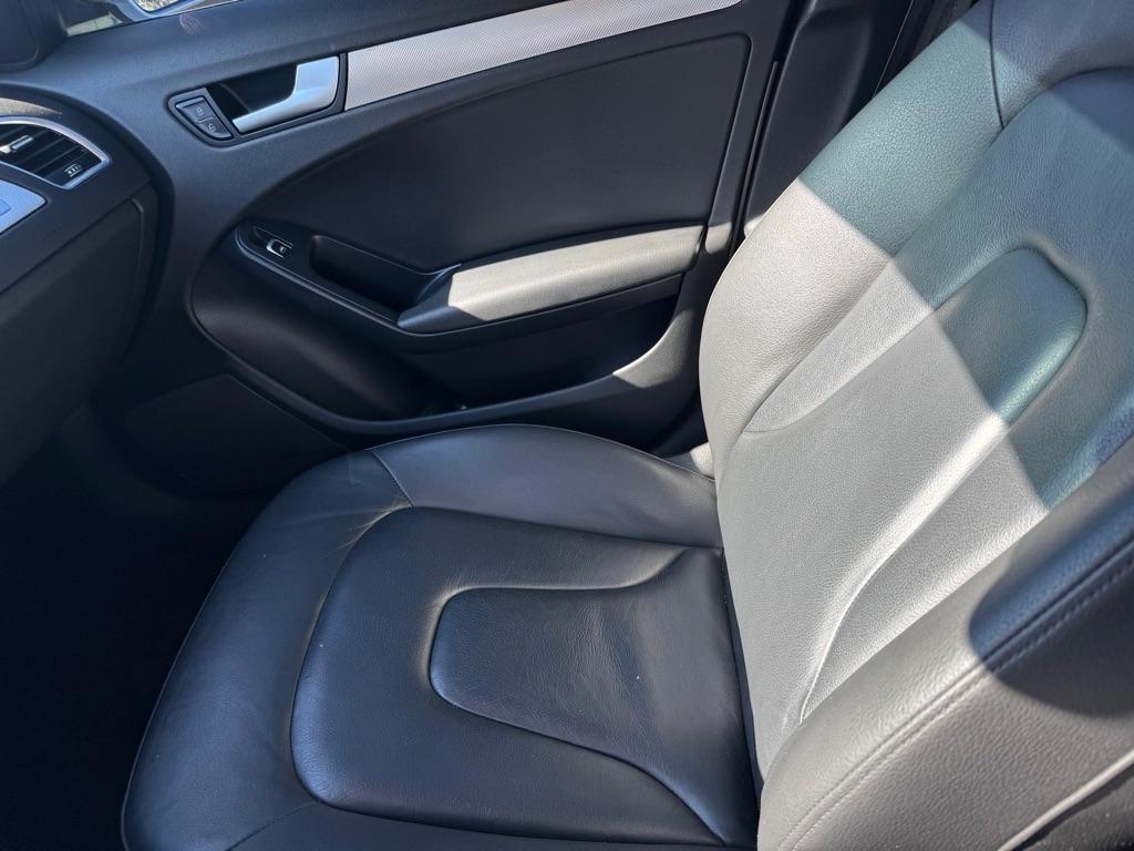 Audi A4 4dr Sdn Auto quattro 2.0T Premium 2015