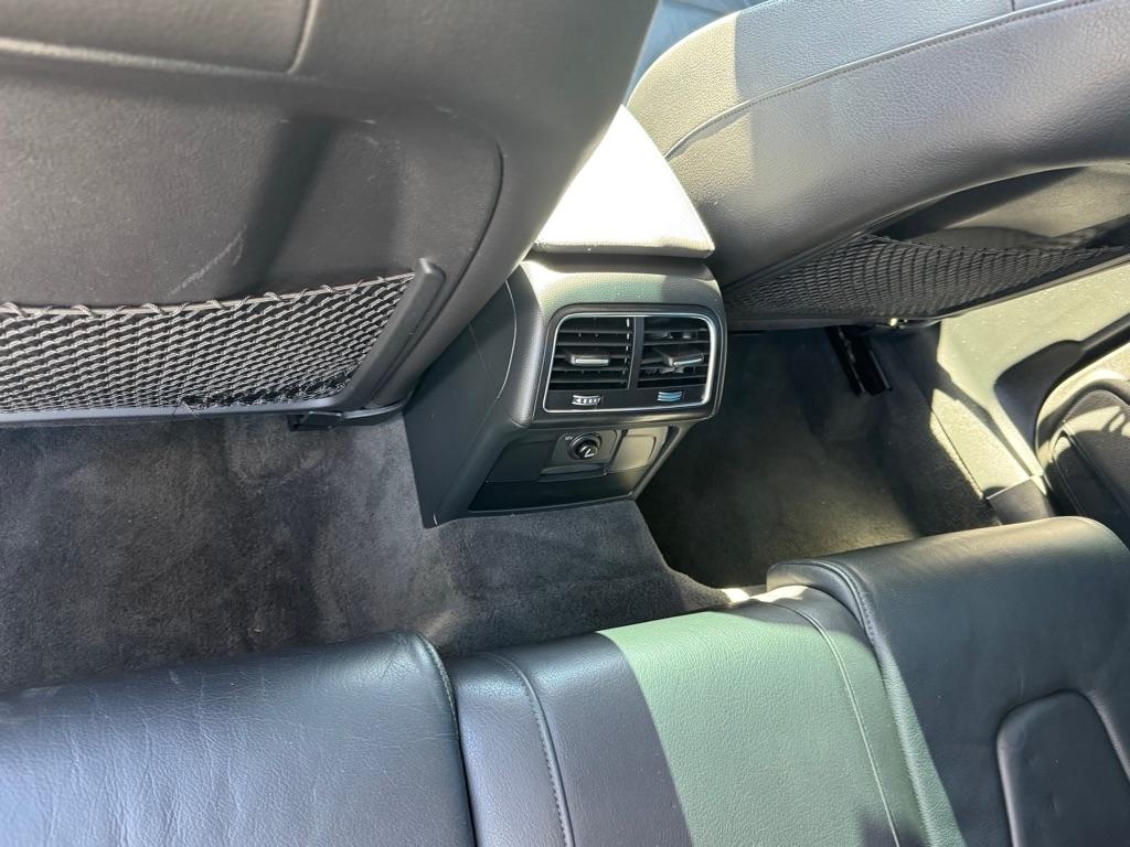 Audi A4 4dr Sdn Auto quattro 2.0T Premium 2015