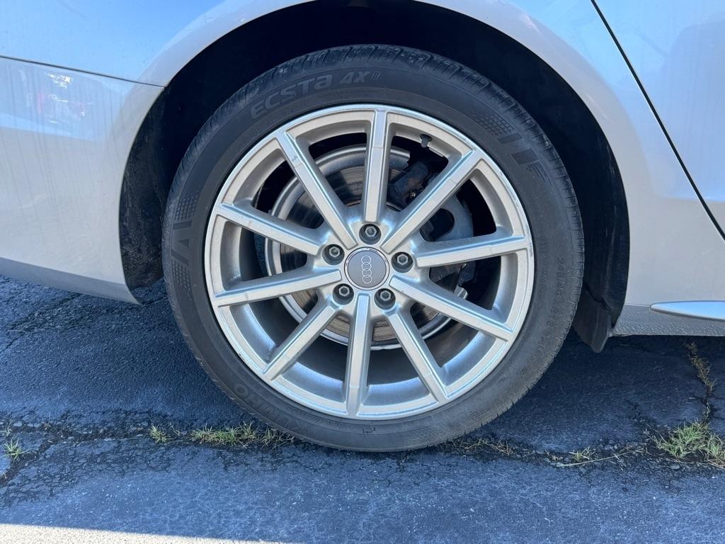 Audi A4 4dr Sdn Auto quattro 2.0T Premium 2015