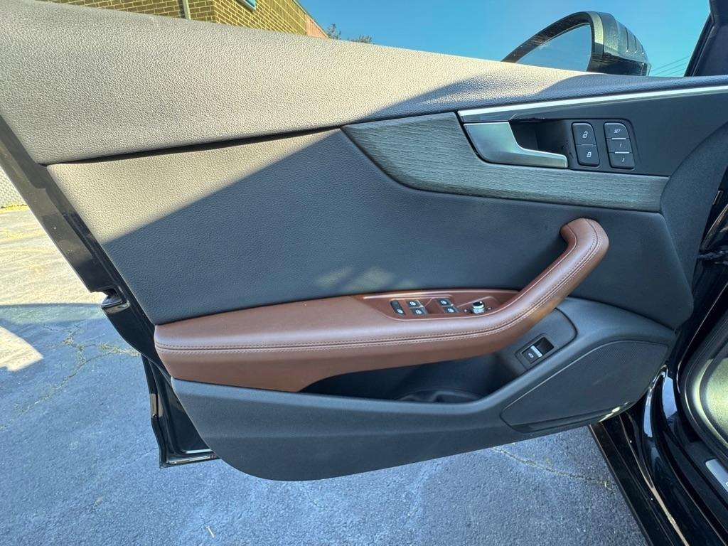 Audi A4 Premium Plus 45 TFSI quattro 2019