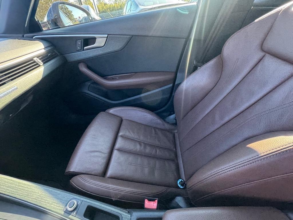 Audi A4 Premium Plus 45 TFSI quattro 2019