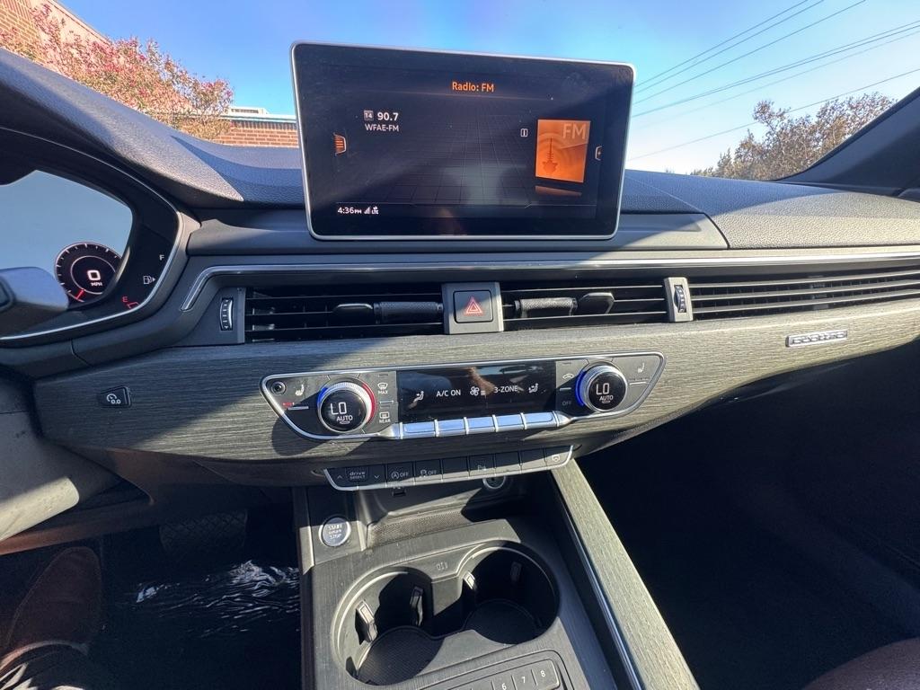 Audi A4 Premium Plus 45 TFSI quattro 2019