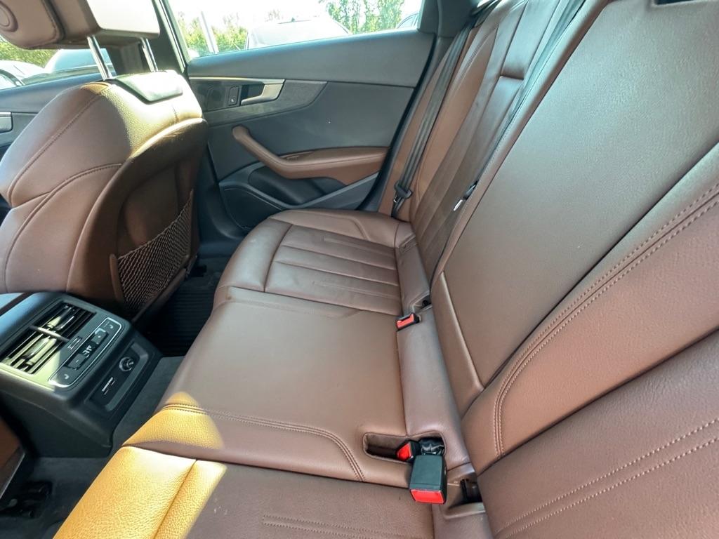 Audi A4 Premium Plus 45 TFSI quattro 2019
