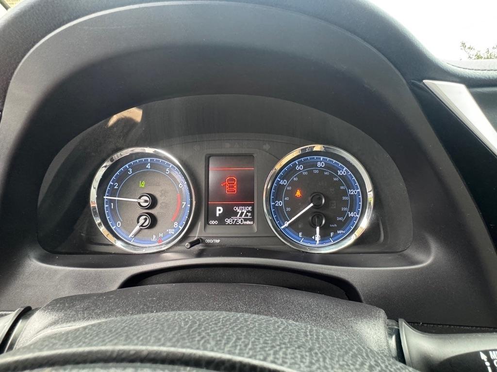 Toyota Corolla 50th Anniversary Special Edition CVT (Natl) 2017