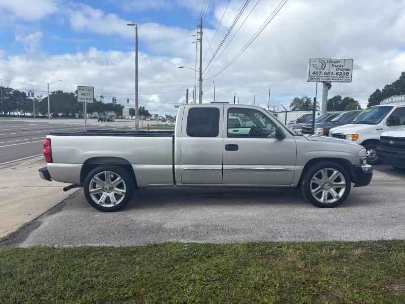 GMC Sierra 1500 SL Ext. Cab 2WD 2006 GMC Sierra 1500 SL Ext. Cab 2WD 2006