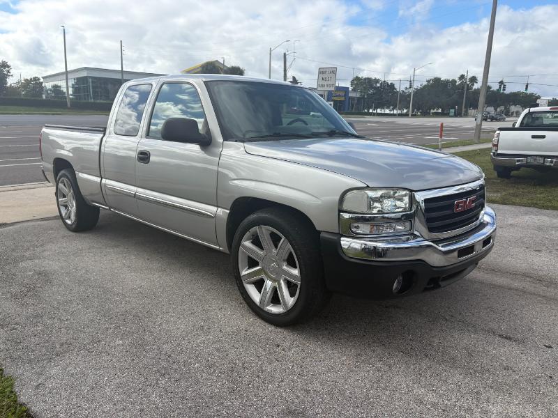 GMC Sierra 1500 SL Ext. Cab 2WD 2006 GMC Sierra 1500 SL Ext. Cab 2WD 2006