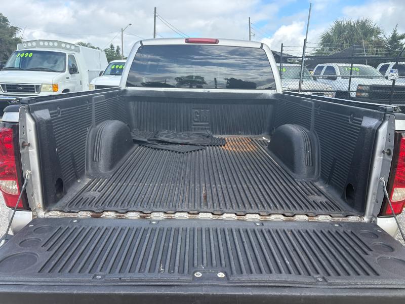 GMC Sierra 1500 SL Ext. Cab 2WD 2006 GMC Sierra 1500 SL Ext. Cab 2WD 2006