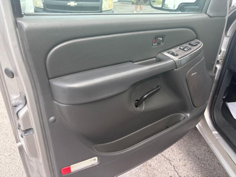 GMC Sierra 1500 SL Ext. Cab 2WD 2006 GMC Sierra 1500 SL Ext. Cab 2WD 2006