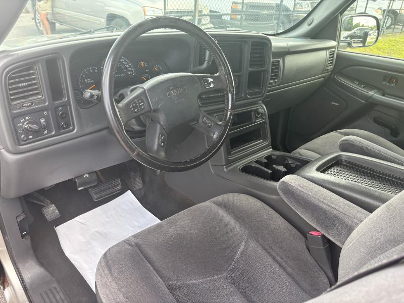 GMC Sierra 1500 SL Ext. Cab 2WD 2006 GMC Sierra 1500 SL Ext. Cab 2WD 2006