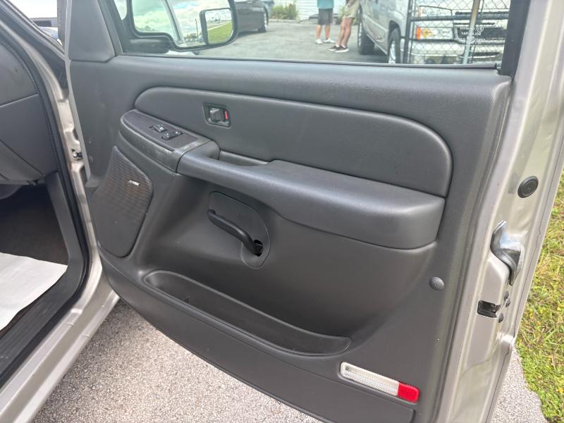 GMC Sierra 1500 SL Ext. Cab 2WD 2006 GMC Sierra 1500 SL Ext. Cab 2WD 2006