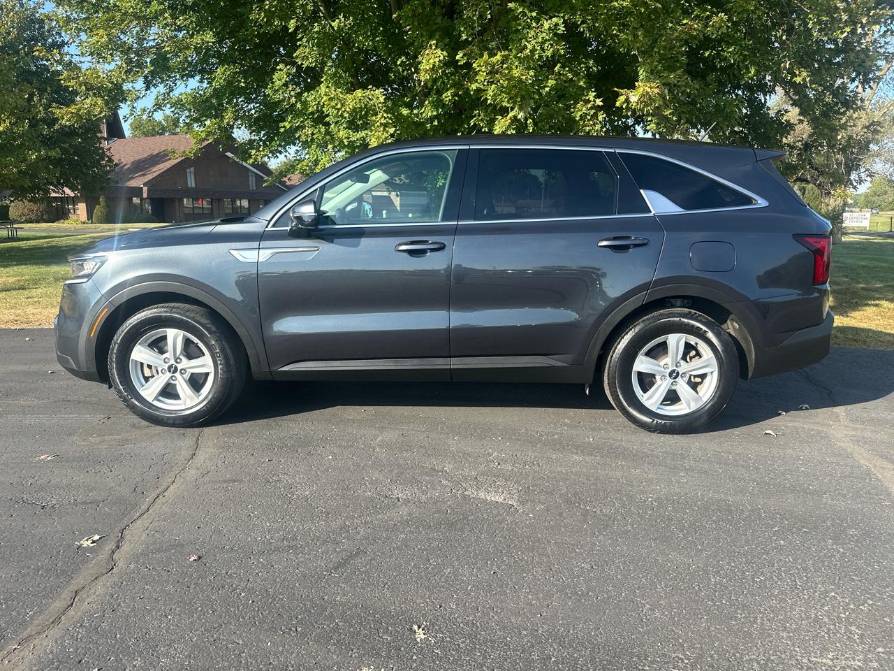 Kia Sorento LX 2WD 2023 Kia Sorento LX 2WD 2023