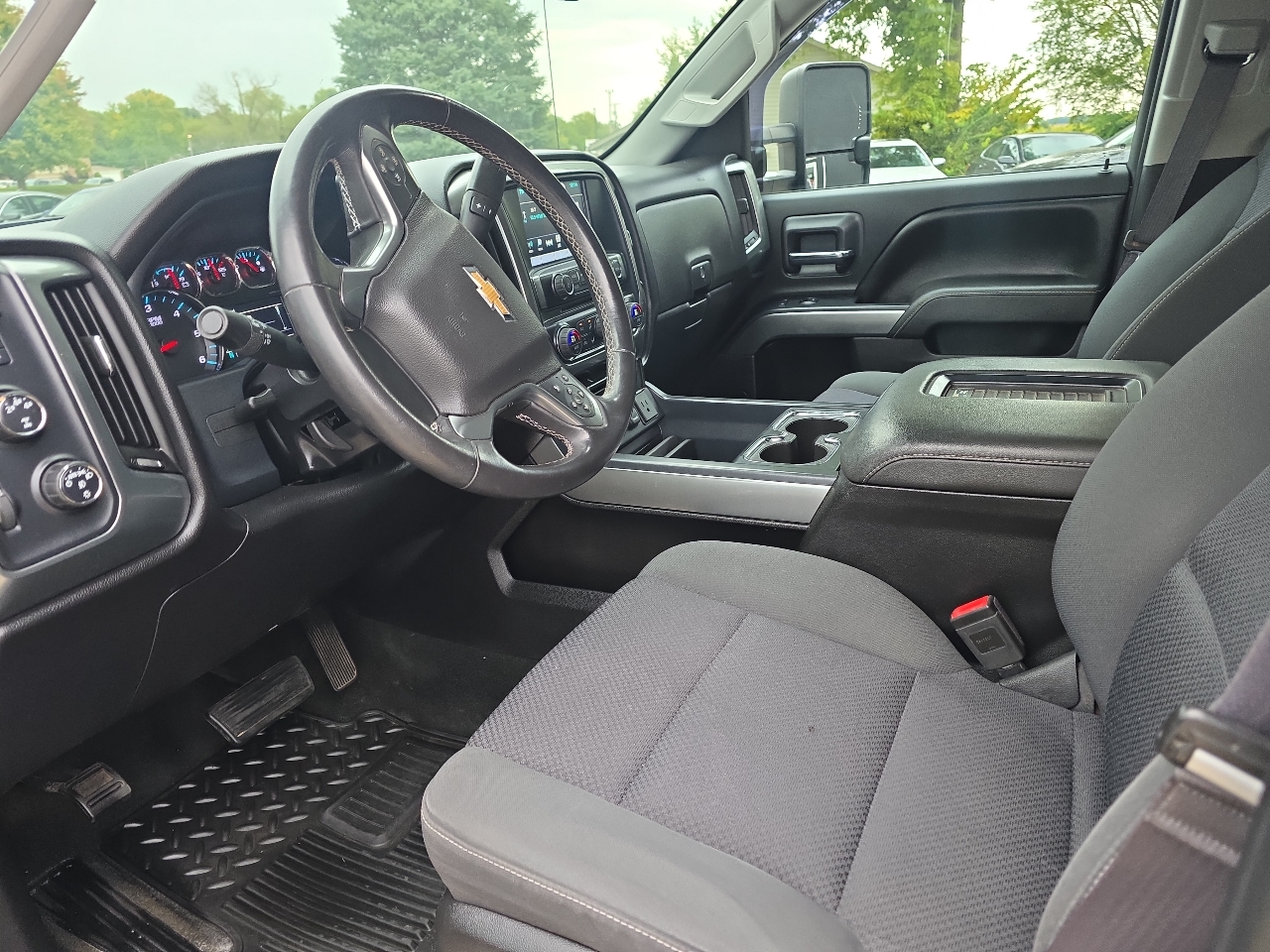 Chevrolet Silverado 2500HD 4WD Crew Cab 153.7" LT 2016 Chevrolet Silverado 2500HD 4WD Crew Cab 153.7" LT 2016
